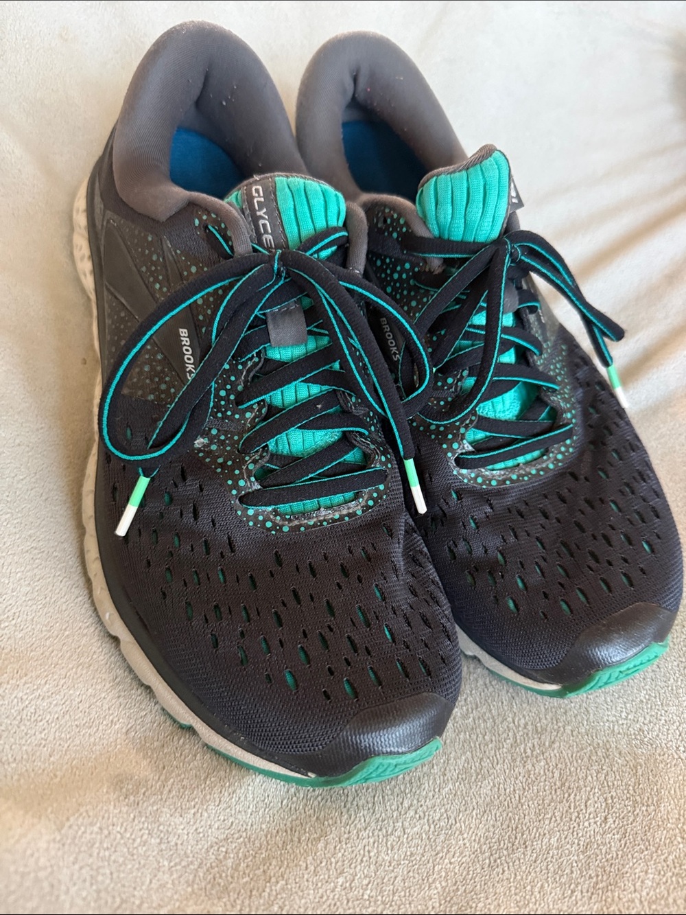 Brooks Women’s Black and Teal Running Shoes